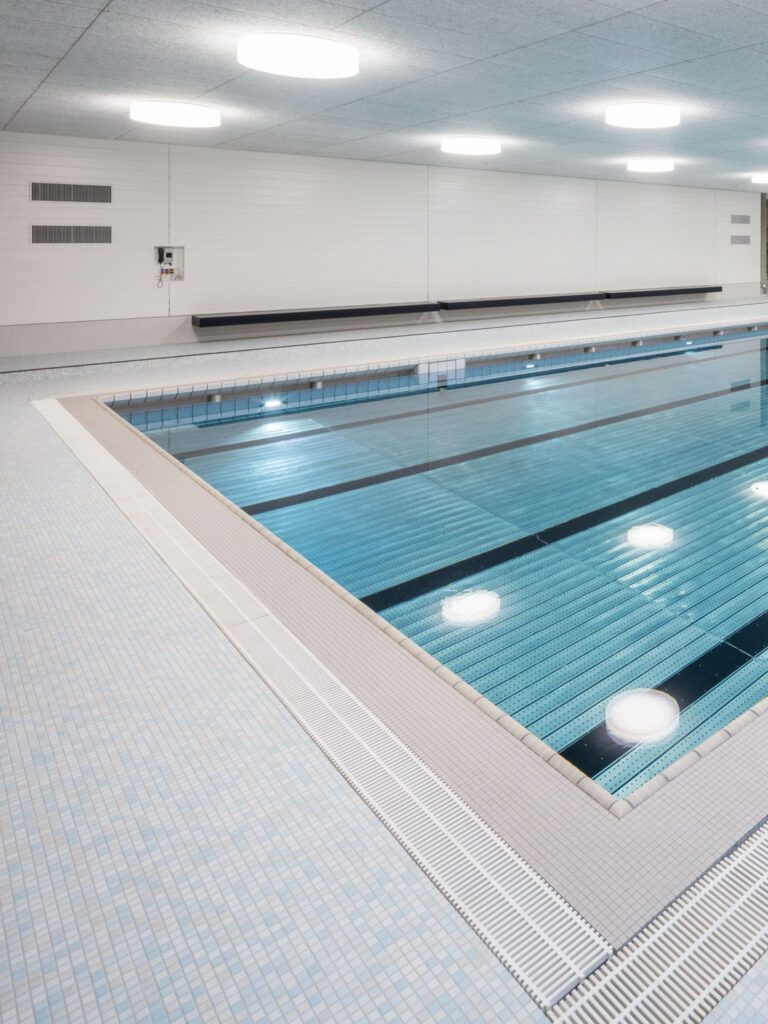 Schwimmhalle Kleinhüningen Basel