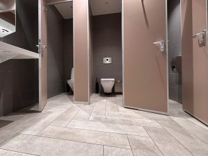 GANTER Basel AG Plattenarbeiten WC Anlagen McDonald’s Münchenstein